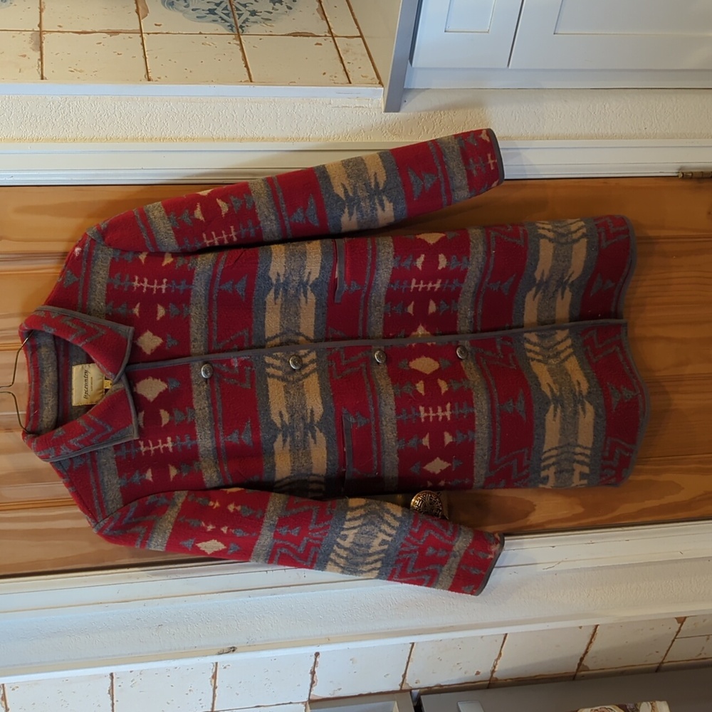 Fleece, low pile, Upcountry, sz M, red,gray,& gold